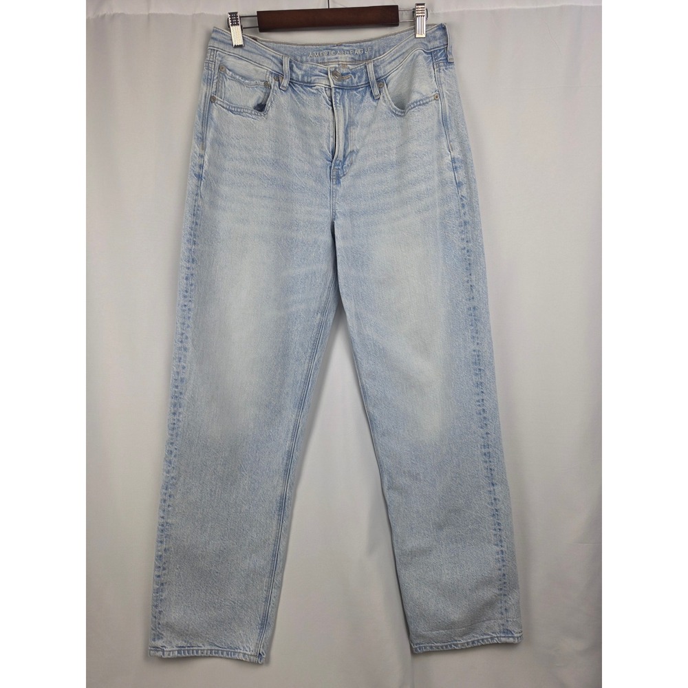 American Eagle Size 12 High Rise Straight Leg Light Wash Jeans